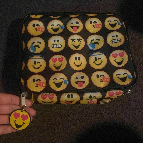 Emoji nation lunchbox - Picture 2 of 3